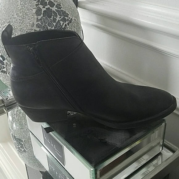 SOLD - Picture 2 of 3